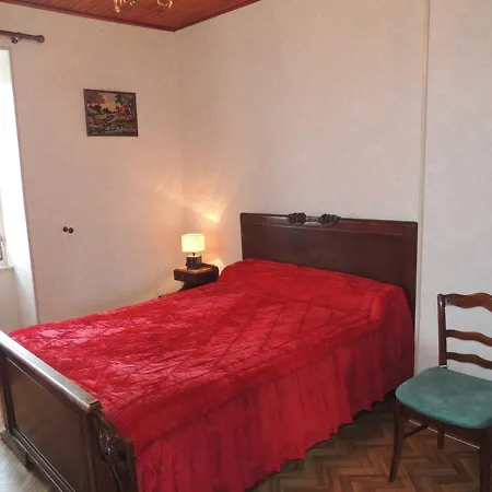 Ferienhaus Gite Miremont, 4 Pieces, 6 Personnes - Fr-1-630-95 Miremont (Puy-de-Dome)